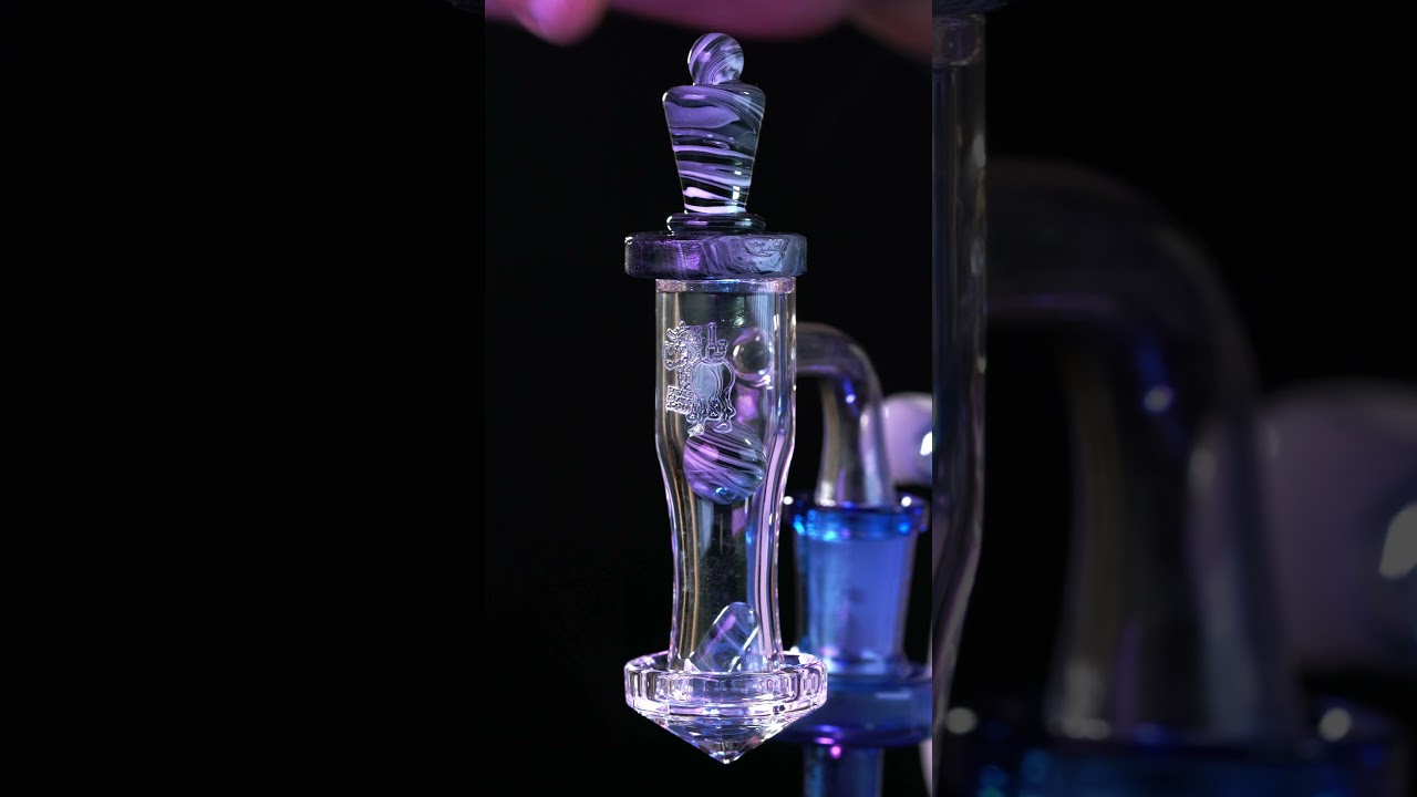$100 Mystery Dab Rig From FatAssGlass hits like a champ. #dab #cannabis #smoke #710 #shorts #macro