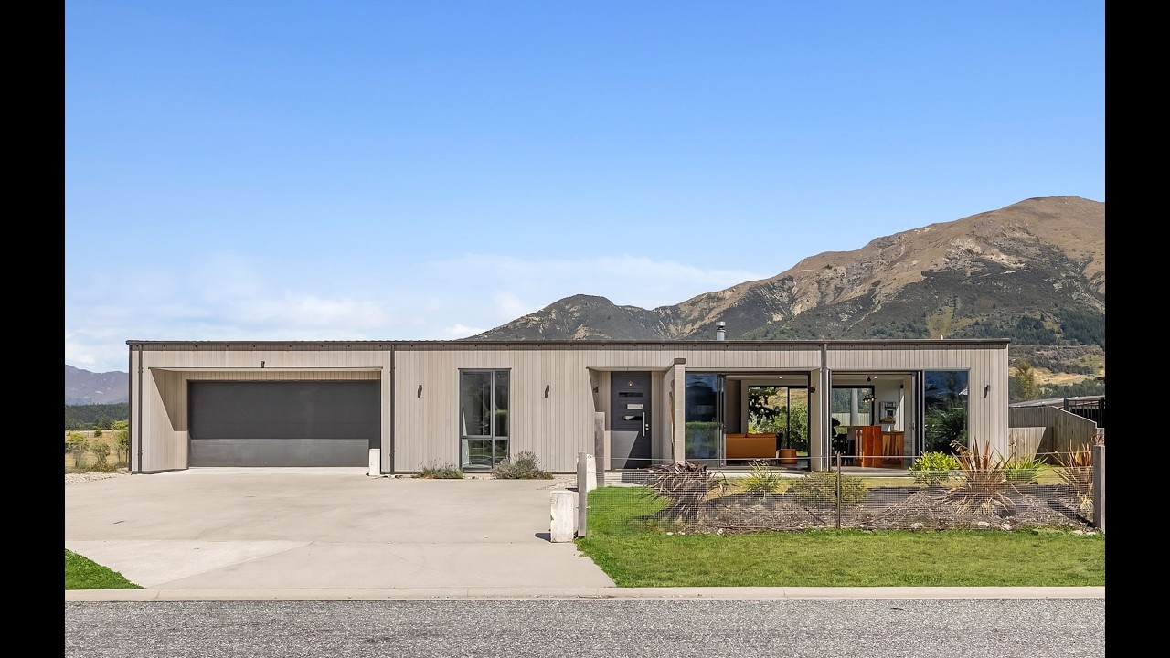 13 Isthmus Place, Lake Hawea