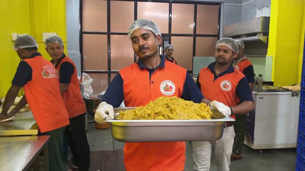 Samosa Factory in Mumbai, City Samosa
