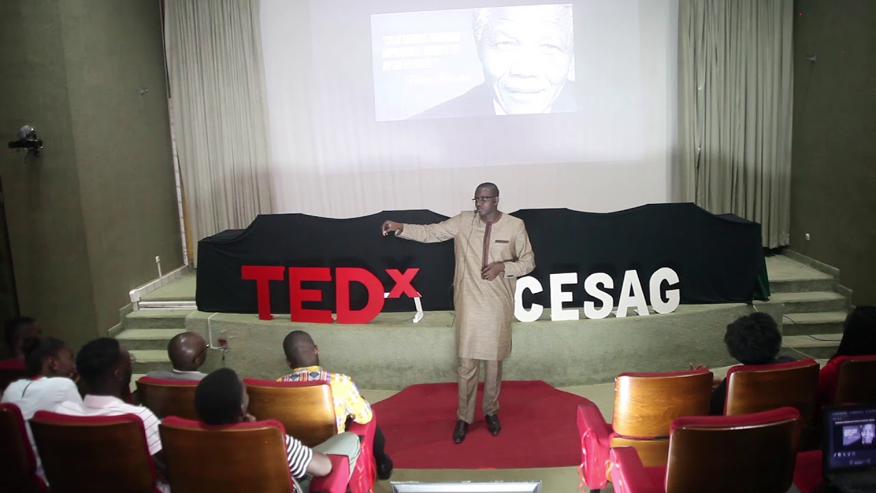 L'Afrique à l'ere de la transformation digitale | Baidy SY | TEDxCESAG