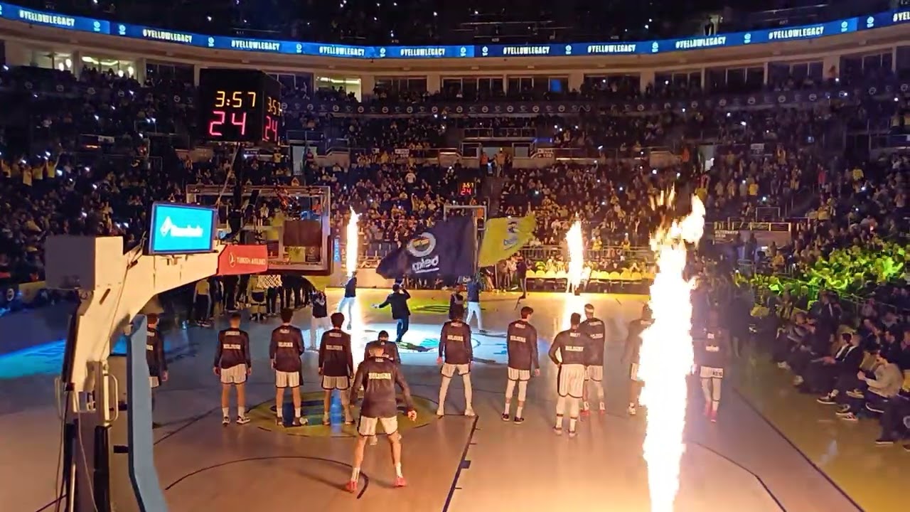 Fenerbahçe Beko - Virtus Bologna Euroleague Ülker Arena 12.yıl dönümü kutlaması ve takım kadroları