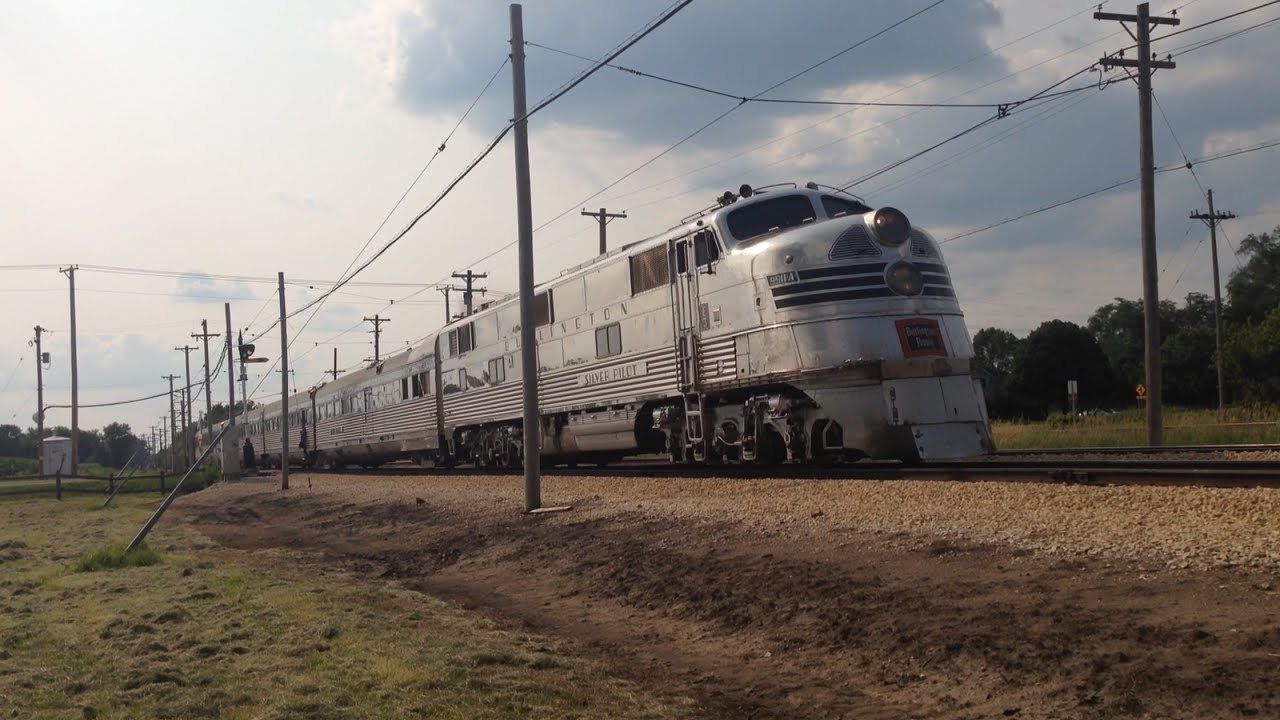CBQ 9911A 'Silver Pilot' and Nebraska Zephyr at Olson Road