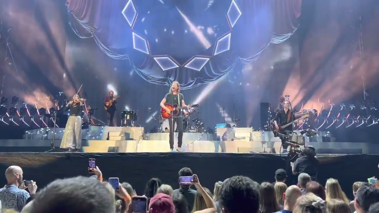 Sleep on the Floor | Lumineers | Wrigley Field￼￼