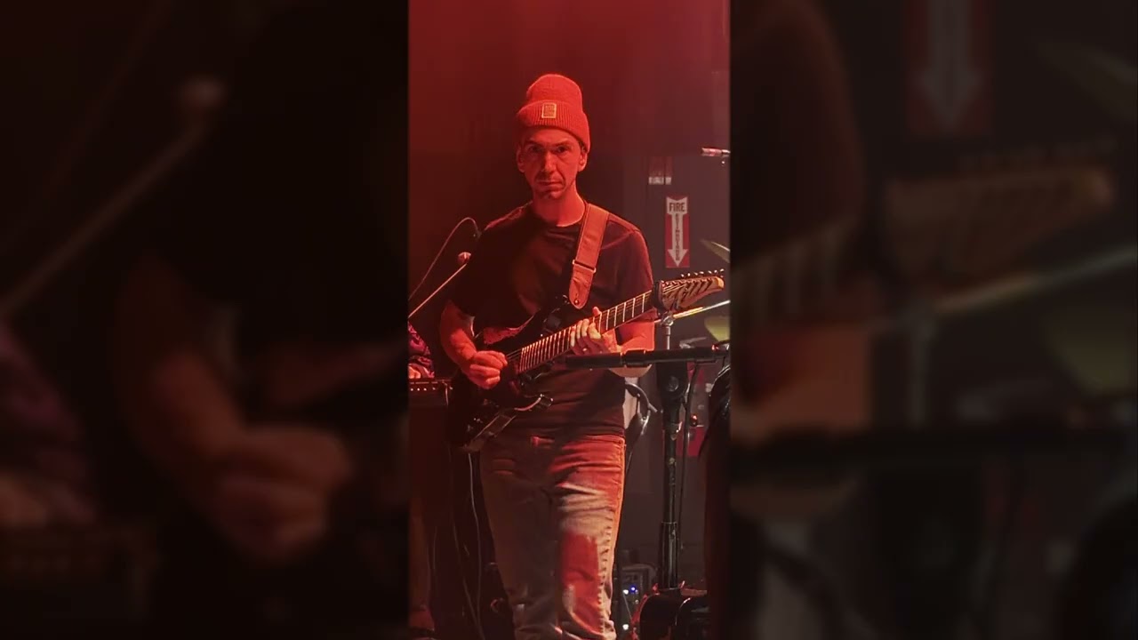 Tigran Hamasyan ft. Nick Llerandi