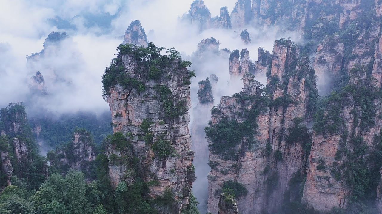 Wulingyuan Scenic and Historic Interest Area丨World Cultural and Natural Heritage Sites in China