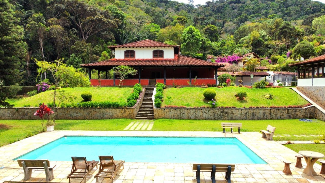 Sítio com 8 dormitórios à venda, 8000 m² por R$ 1.699.900 - Fazenda Boa Fé - Teresópolis/RJ. Si0007