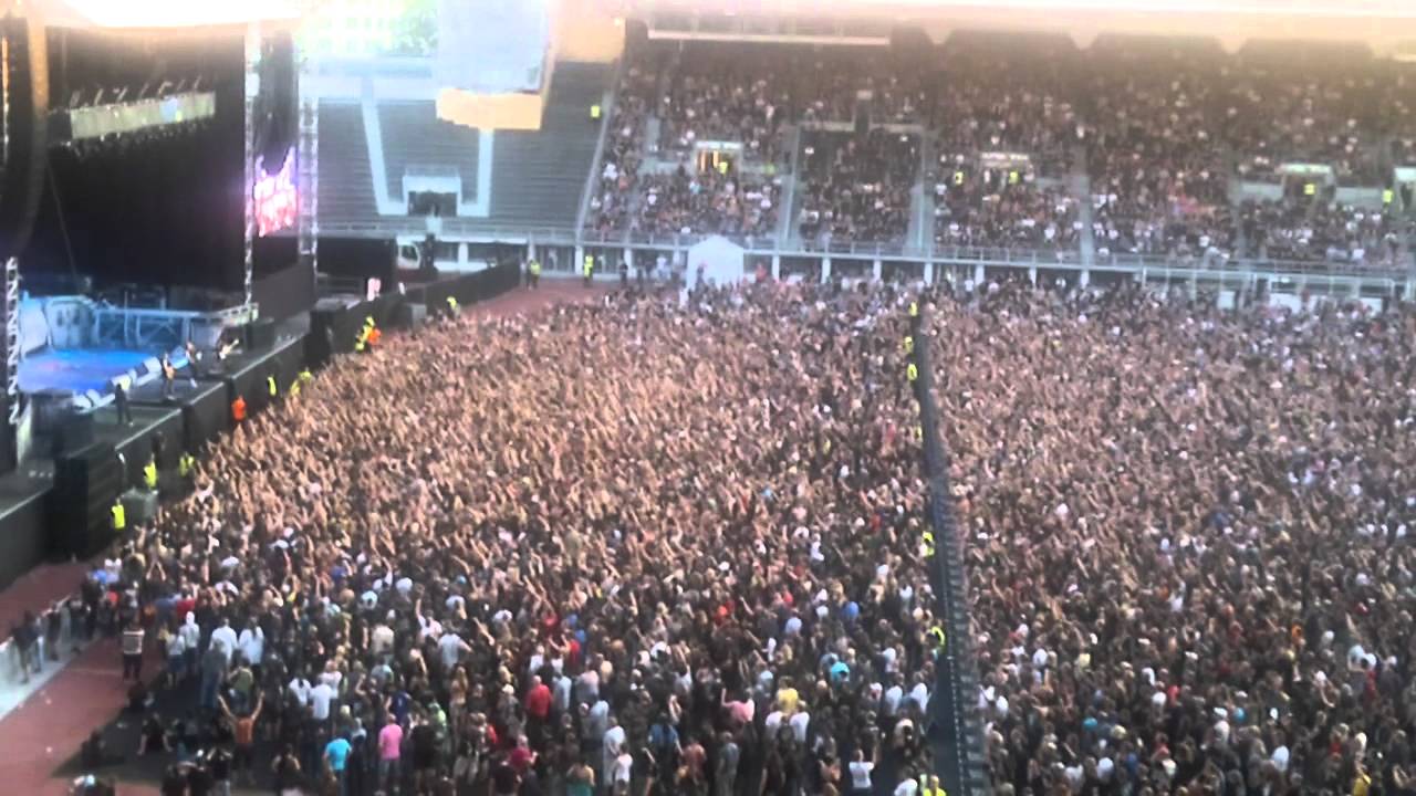 Iron Maiden - Fear of the Dark (Live @ Helsinki 8.7.2011)