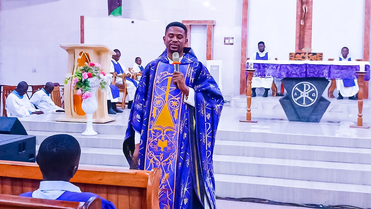 1st Sunday of Lent 2026 English Mass