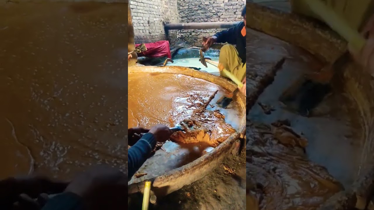 Gurh making process #rabab #culture #puhstomusic @RababAlhunaidi
