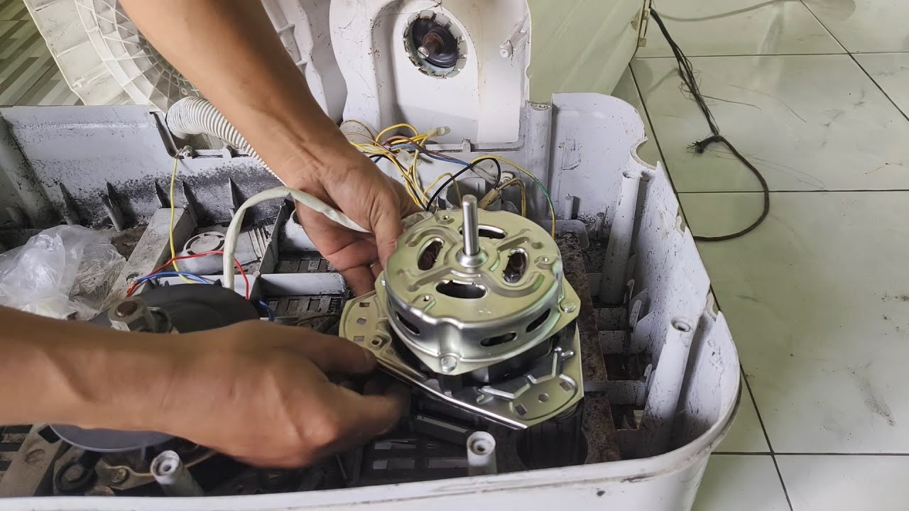 Replacing the twin tub washing machine spinner motor