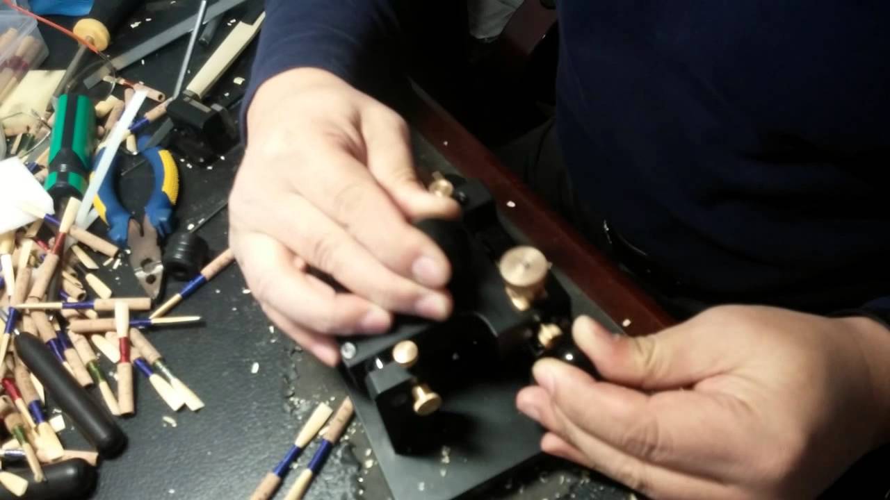 How to scrape US style oboe reed