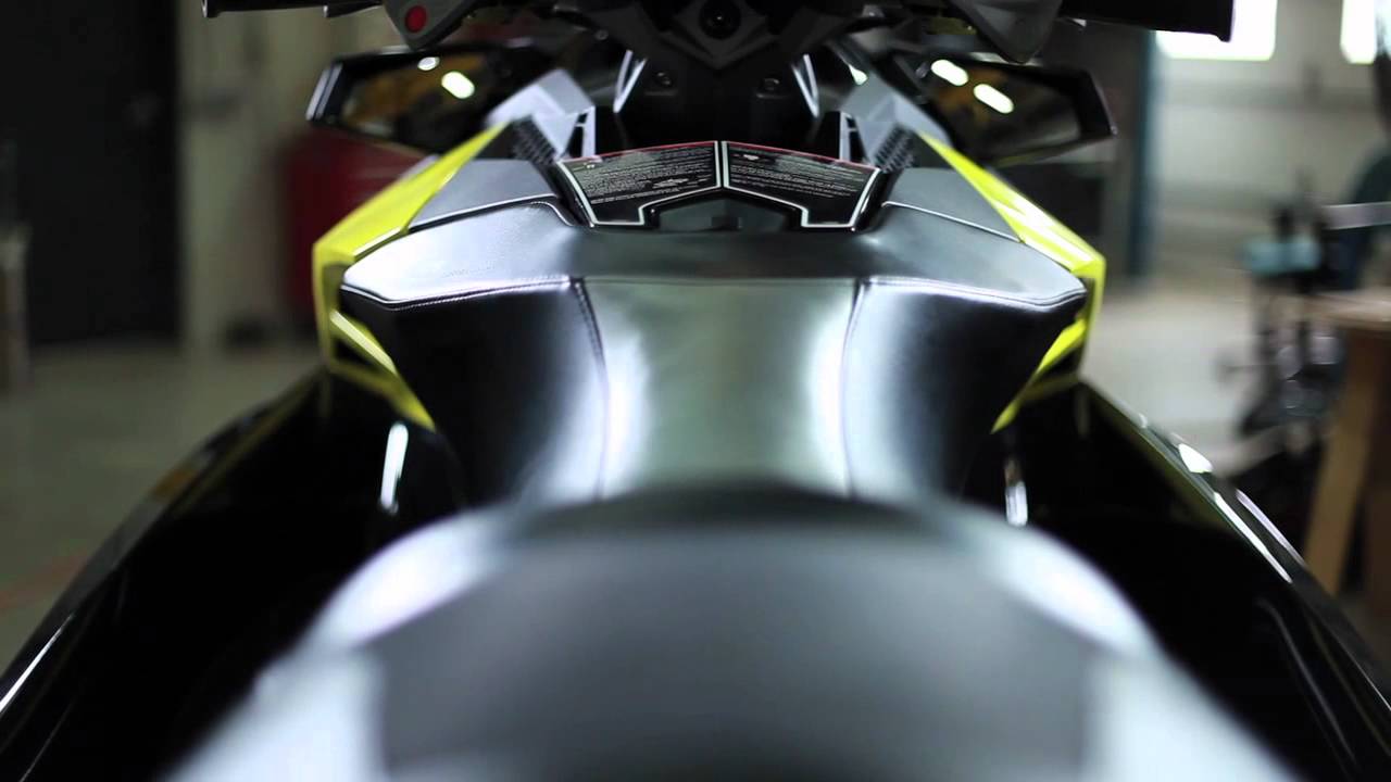 Sea-Doo RXP-X 260: Ergolock System