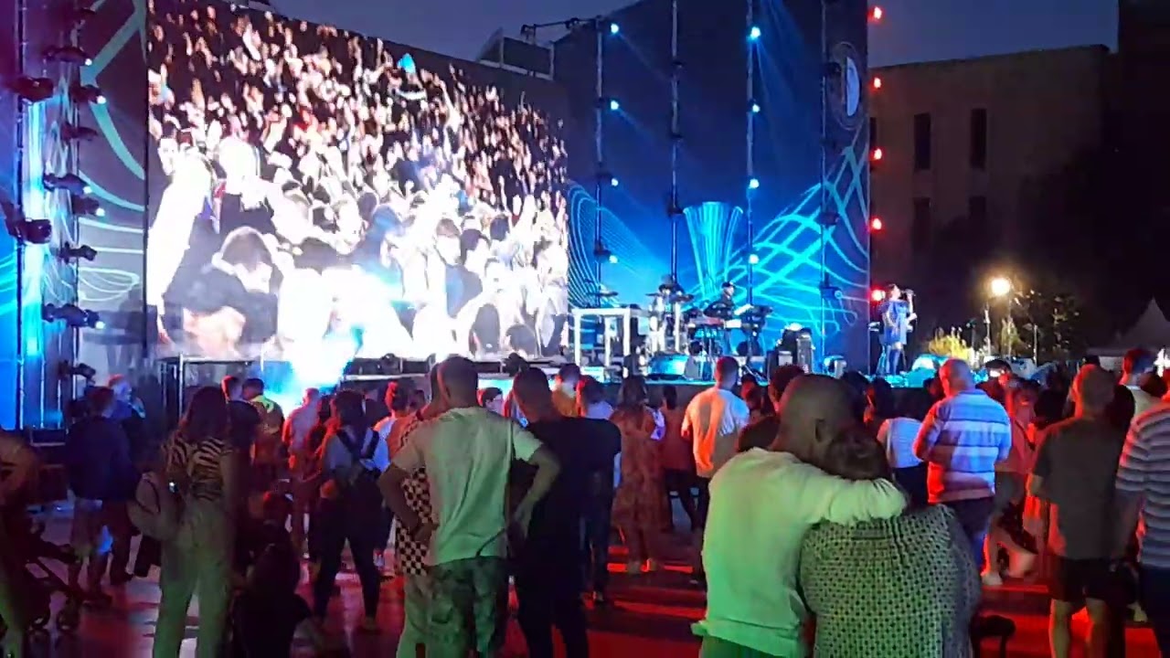 Jo tani nga djemt&euml; e detit Live