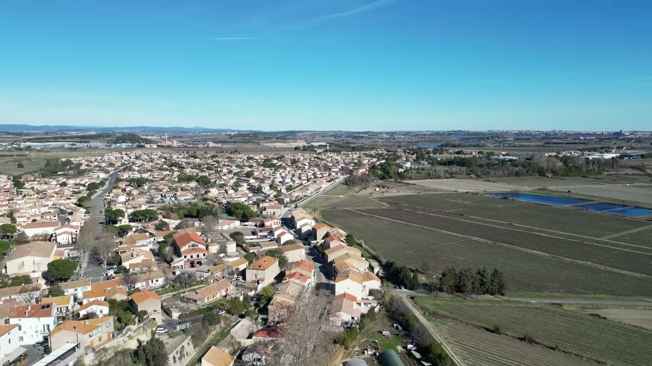 Montady the tower and the green sun (Hérault)
