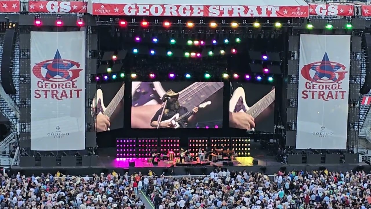 Chris Stapleton - Think I'm In Love With You (live at MetLife Stadium June8, 2024)
