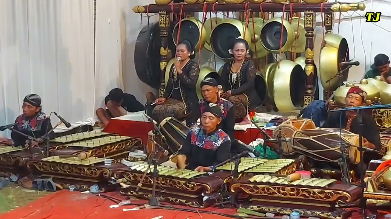 Gending manggul banyumasan - wahyu turonggo putri live jlegong