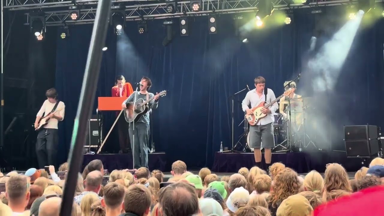 Apacha - Hjertet på gaden (Live Skarø festival 2025)