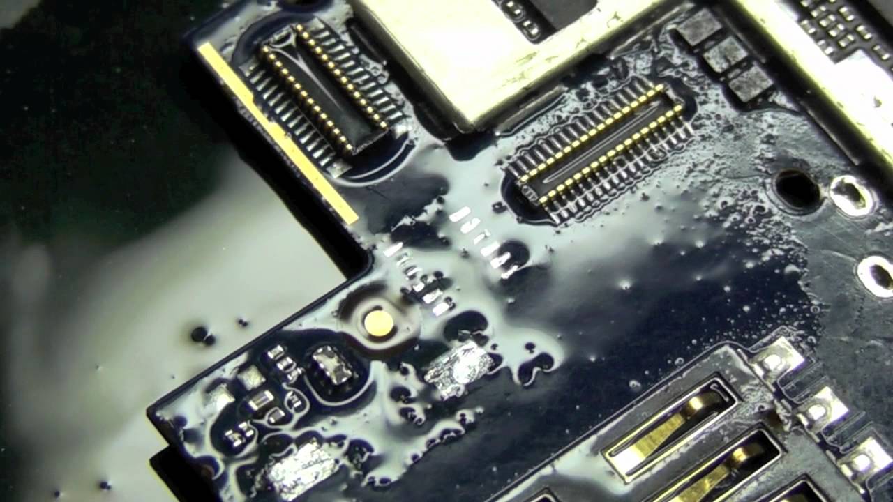 iPhone 3G & 3GS connector number 3 repair part 2