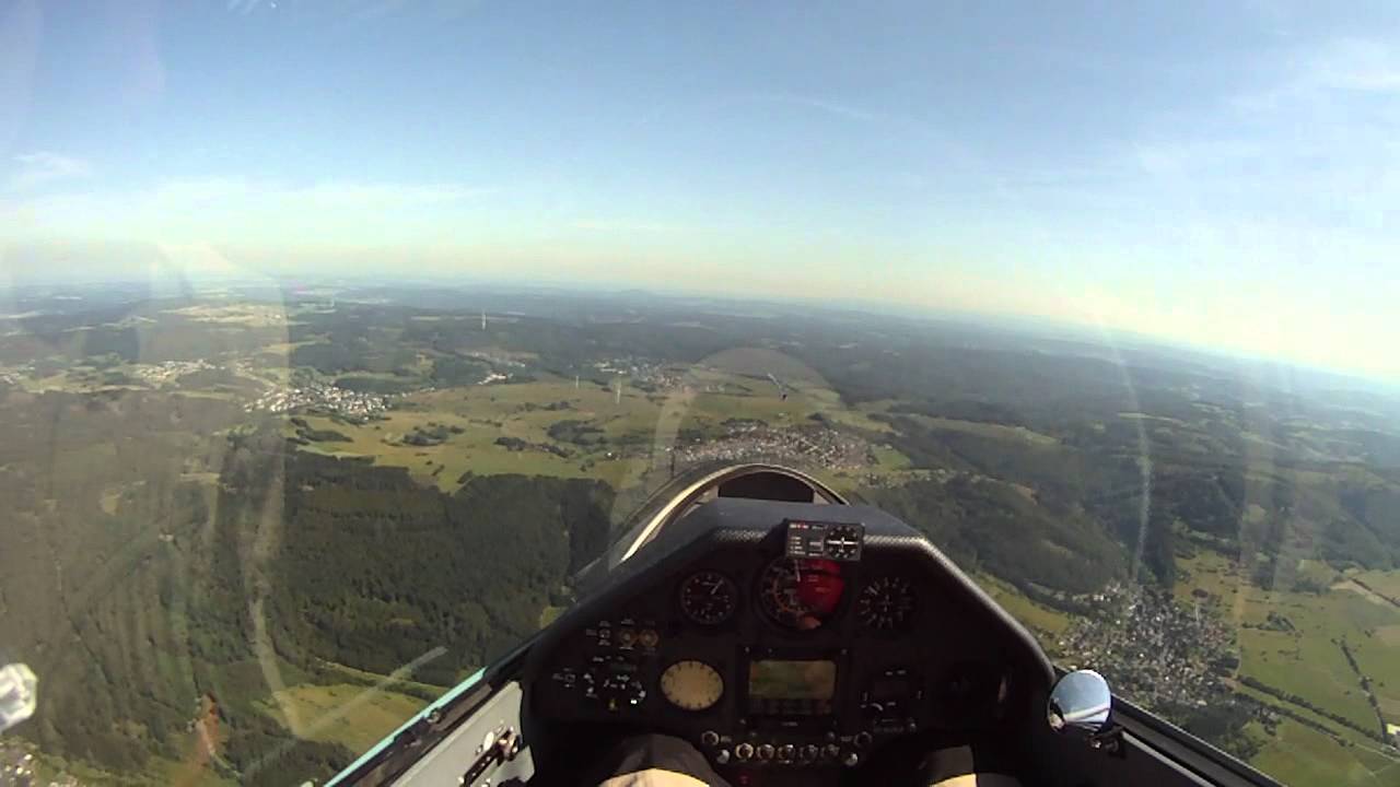 Segelflug - Anflug auf Hirzenhain