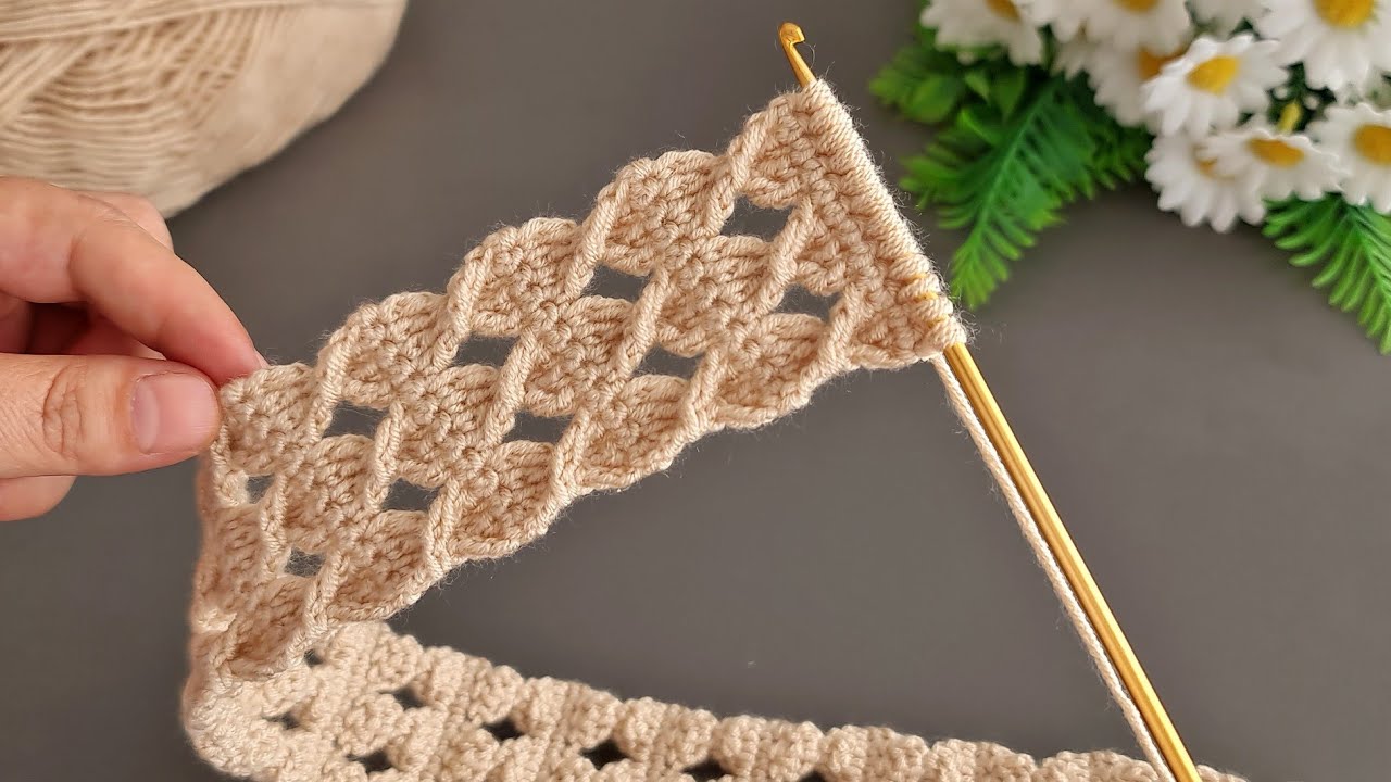 Wow!😇Amazing! sell as many as you can weave. Crochet gorgeous hairband. Belt, bag handle, hair band