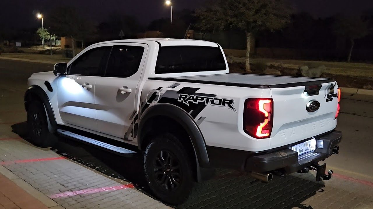 Country Road Night Drive - 2025 Ford Ranger Raptor 3.0L V6 - Sport Mode, Baja, Less Distractions!