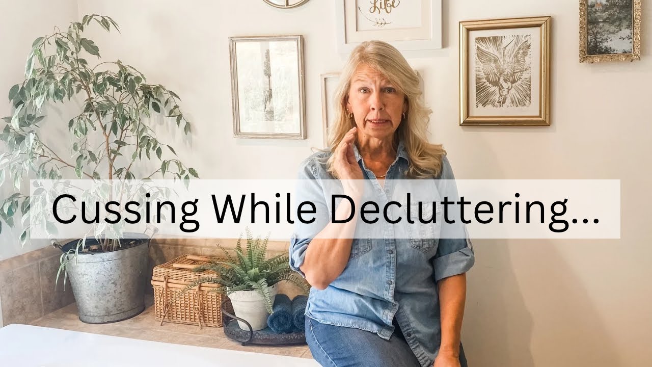 #12 Bathroom Decluttering and the New Method that Made Me Swear! Decluttering Challenge 2024