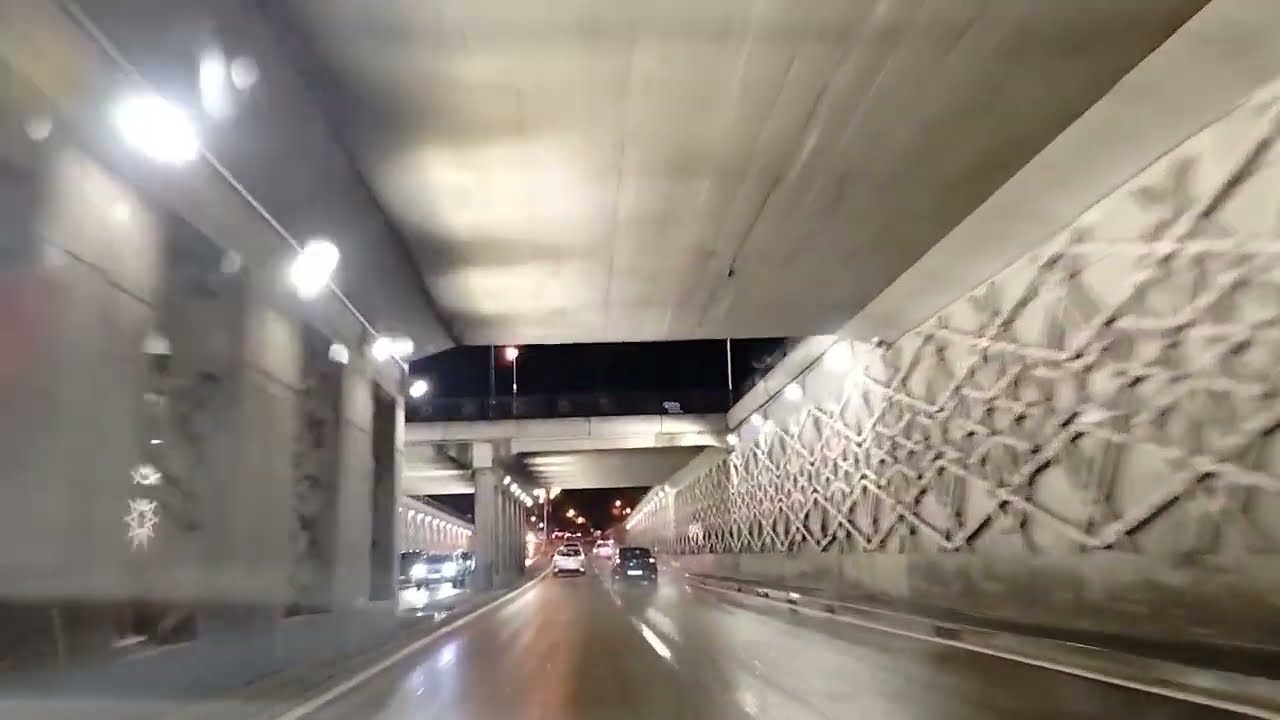 جولة ليلية ممطرة🌨️⛈️ في شوارع مدينة طنجة