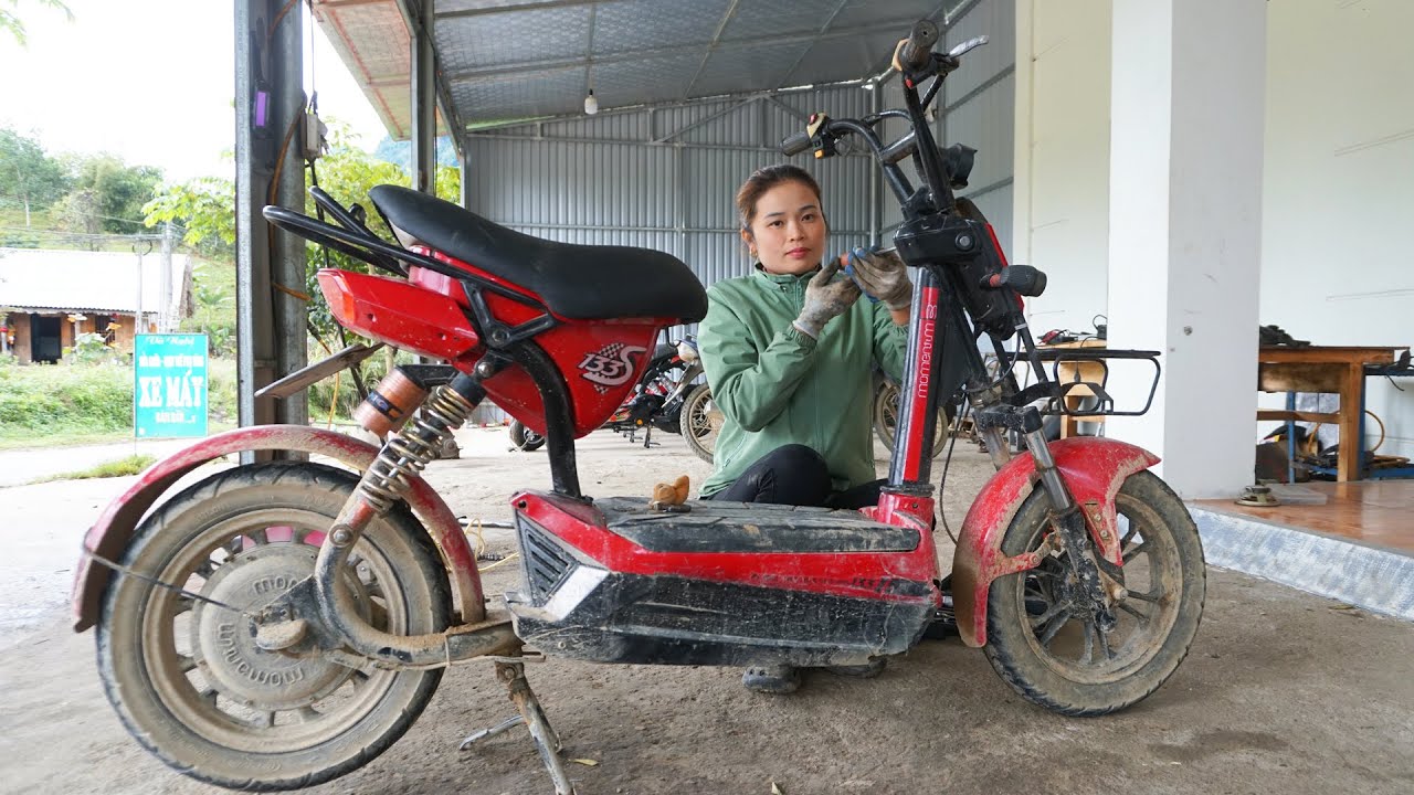 Genius Repairs and Restores Complete Electric Motorbike - Mechanical Girl / Nho