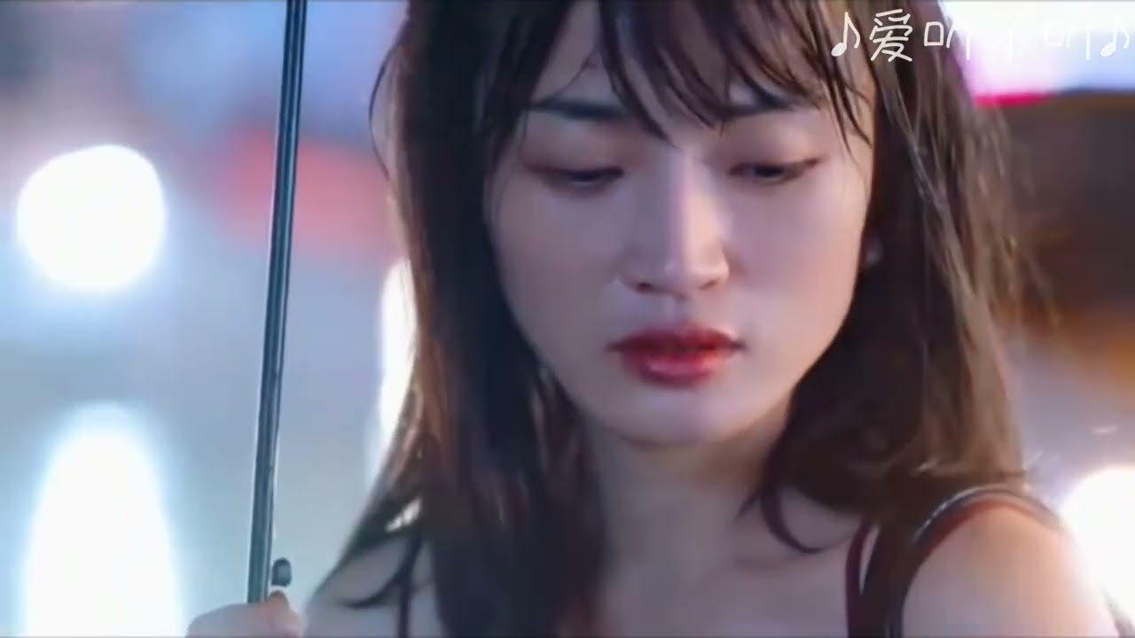 【姑娘别哭泣 - 女版】“Gūniáng bié kūqì - (Female Version)”、演唱：艾北 “Singer: Ai Bei” 【CMV】