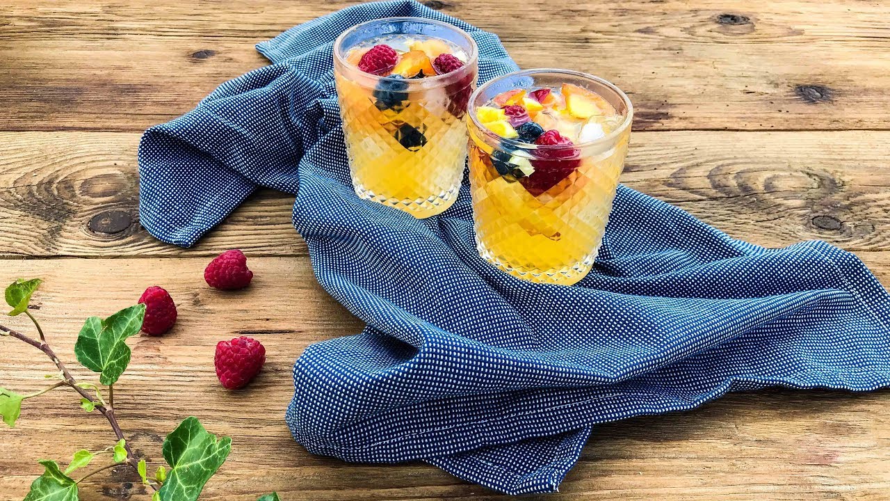 Come fare la Sangria bianca - Cocktail perfetto per primavera/estate | Davide Zambelli