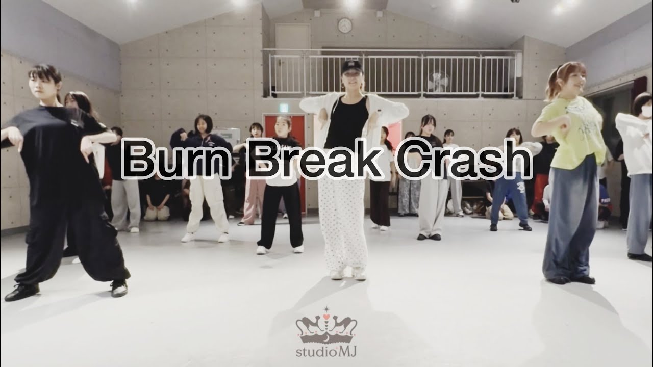 Burn Break Crash @Aanysa dance lesson movie @studiomj2020