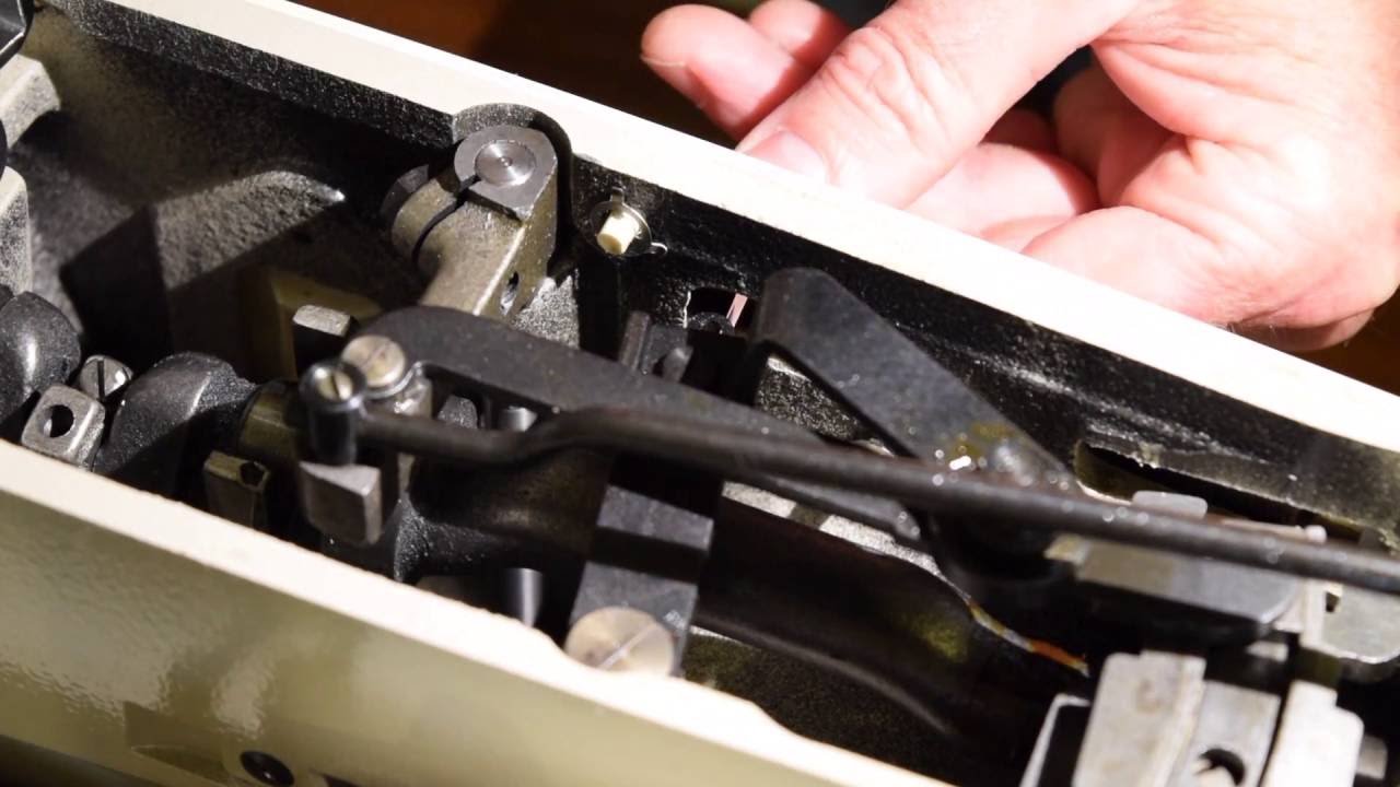 Sewing For Guys: Don't Kick Your Sewing Machine (Singer 237 repair)
