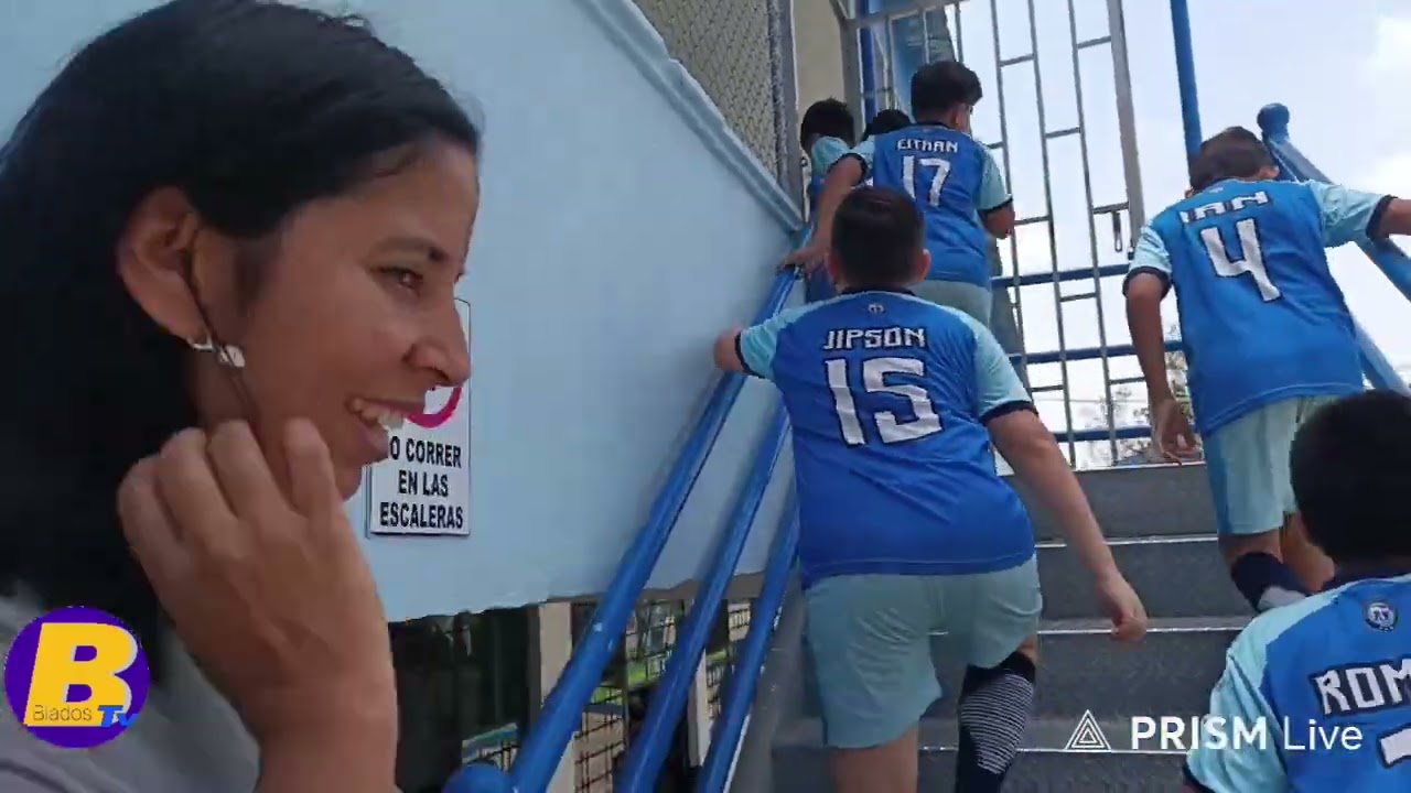 PREMIACIÓN DE MEDALLA 🏅 AL EQUIPO GANADOR DE LA FINAL DEL NEUMAN DEL 5TO 