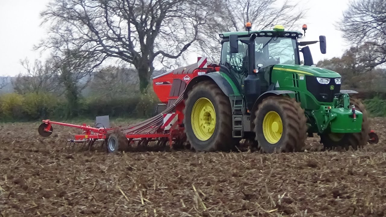 Cultivating & Drilling Wheat with John Deere 8RX and 6250R