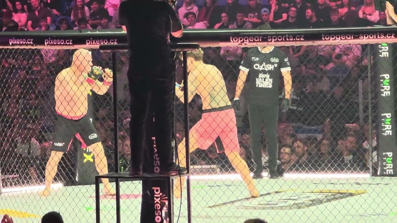 Icko vs Maniac Cop (Clash 15 MMA - Winning Group Aréna Brno - 7.2.2026) Round 2