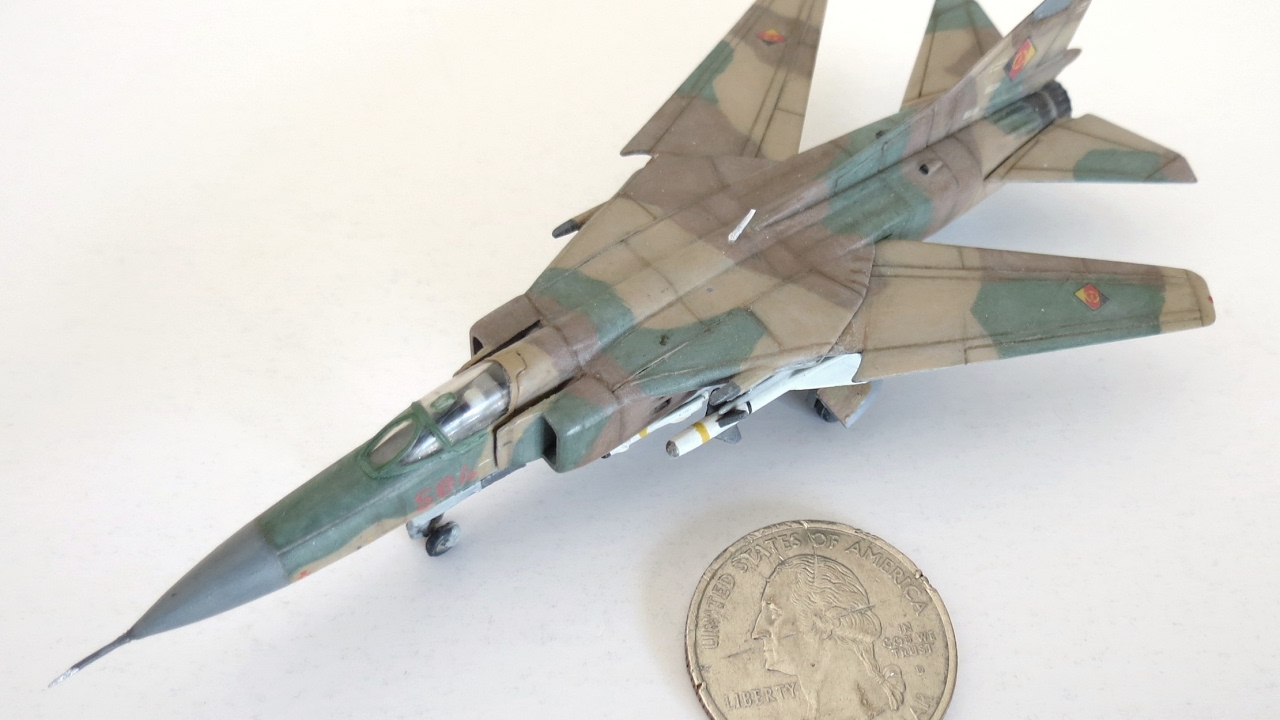 Dragon 1/144 MiG 23 MF Flogger B- 