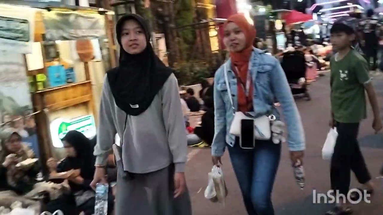 Buka puasa hari ke 28 di Masjid Jogokariyan Yogyakarta.