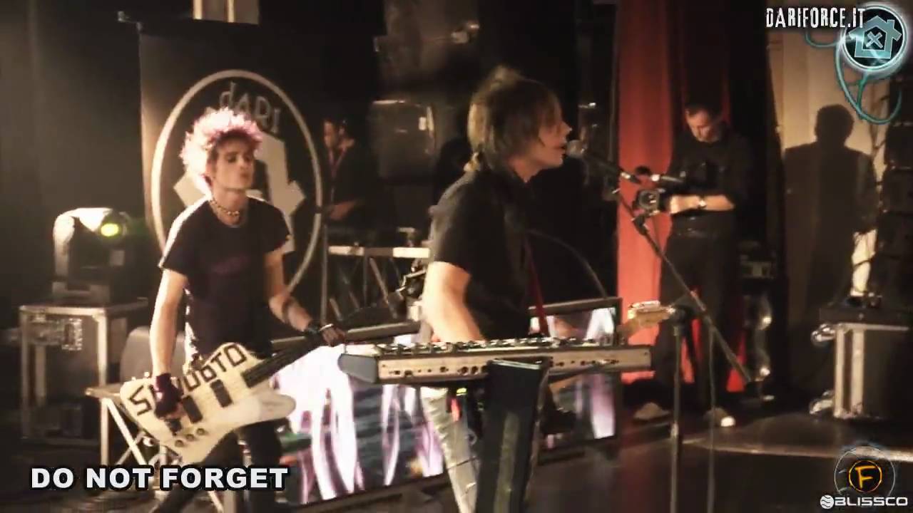 Dari - Moltiplicato 10- Live (HD - Subs Eng)