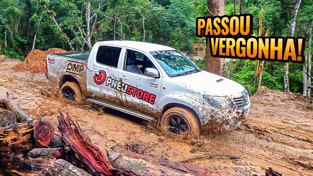 ATOLEI A HILUX NA LAMA! *TROLAGEM*