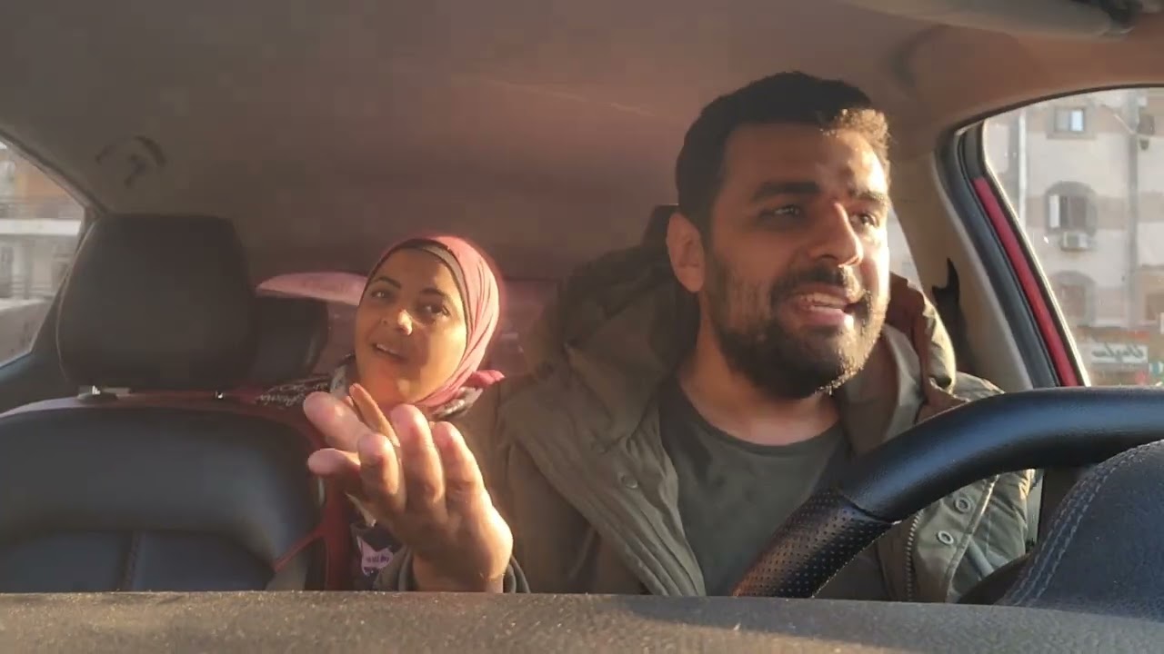 لما تبقى شغال على تاكسي والزبونة تطلب ايدك 🤣