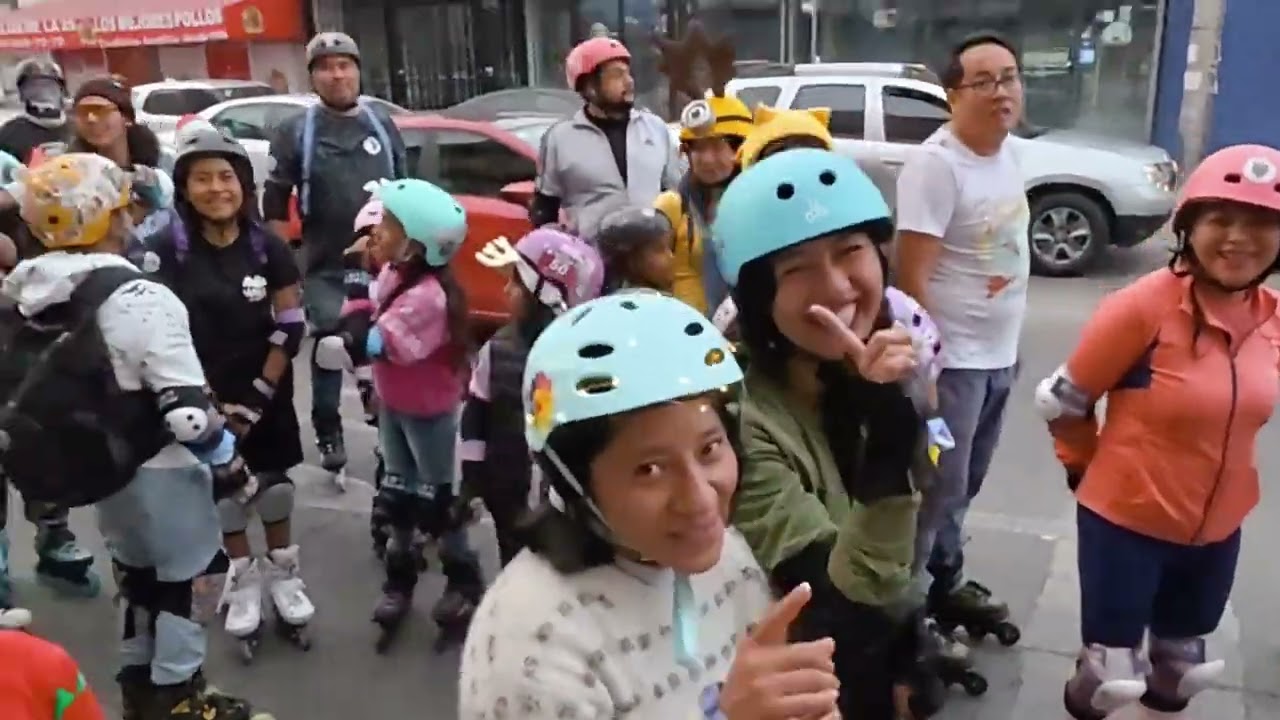 🎇 &iexcl;Lobo Ruta Navide&ntilde;a! 🎇 #skating #wolvesteam #patinaje 