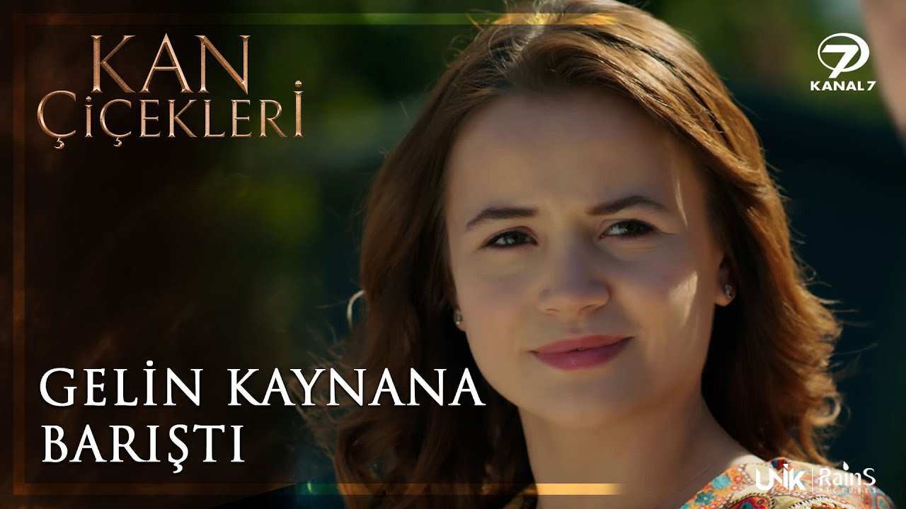 Azade, Dilan’a Elini Öptürüyor! - Kan Çiçekleri 141. Bölüm