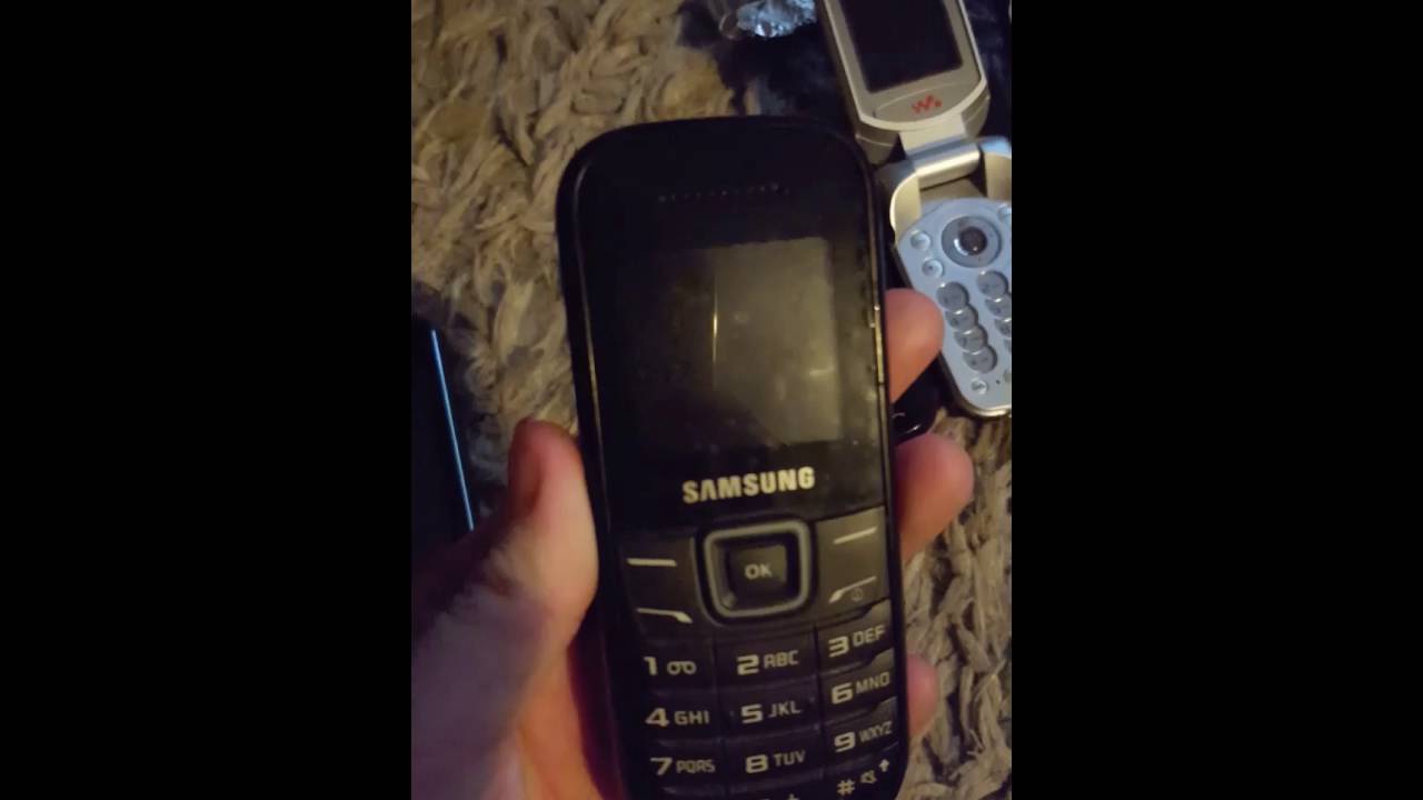 COLLECTIONS WITH SPAGOOTIES - Old Phones