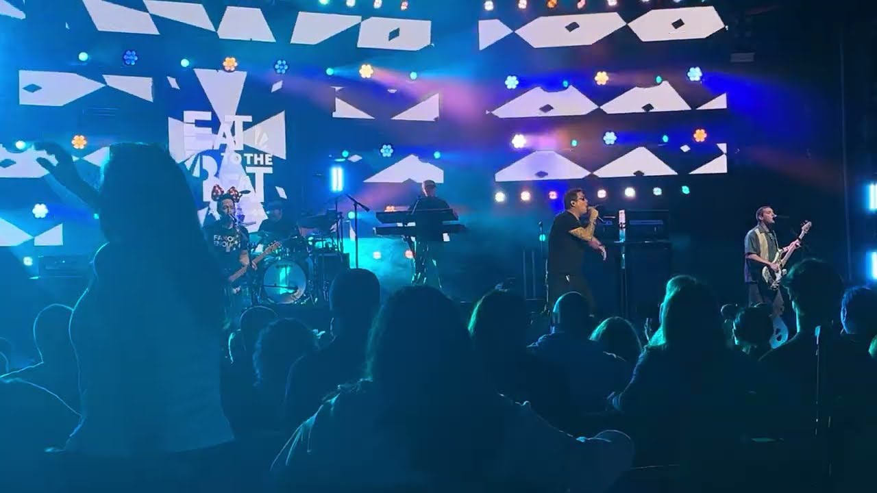 Smash Mouth- Flo / Nervous In The Alley / Beer Goggles. Live at Epcot 2024 Night 2