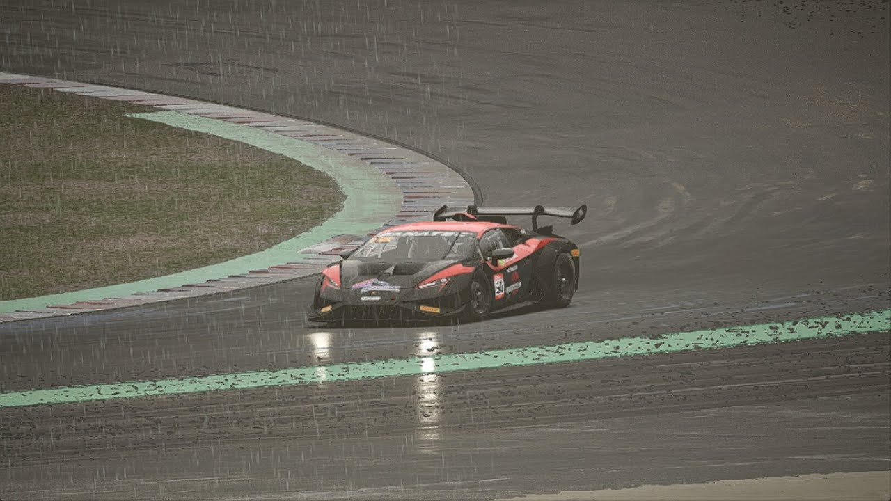 ACC Barcelona on Rain Hotstint Event