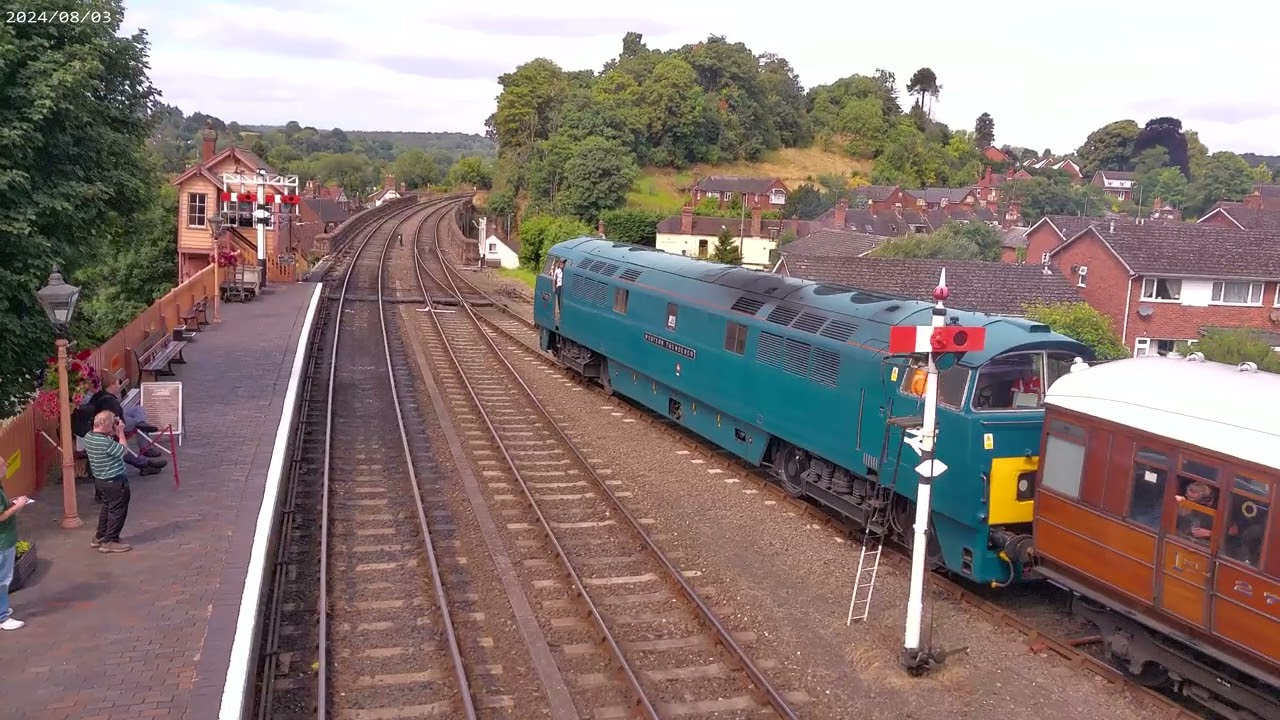 D1015 Western Champion masquerading as D1011 Western Thunderer at Bewdley