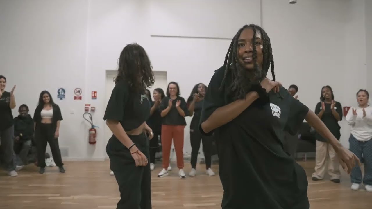 KOREDE BELLO DO LIK THAT (DANCE CLASS) SILVERVICE X SOFIA MAE - PARIS