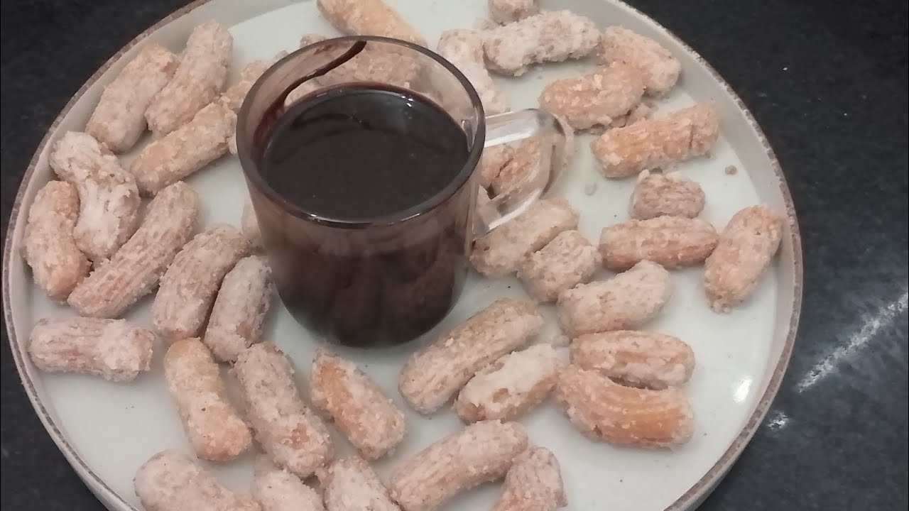 Winter special churros recipe 🤩💖|| Easy eggless churros with chocolate sauce 