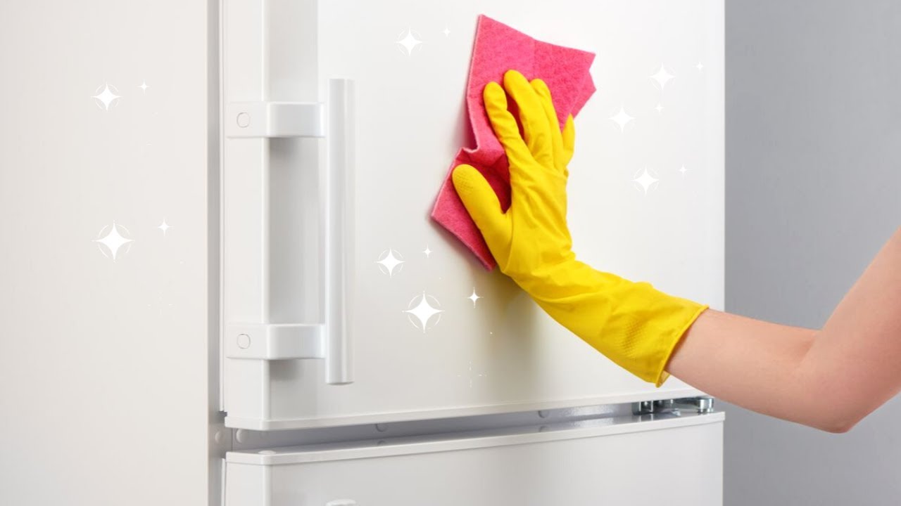 TEM GELADEIRA BRANCA EM CASA? 🌟 Use essa cera e ela ficar&aacute; brilhando como nova! | Coisas F&aacute;ceis