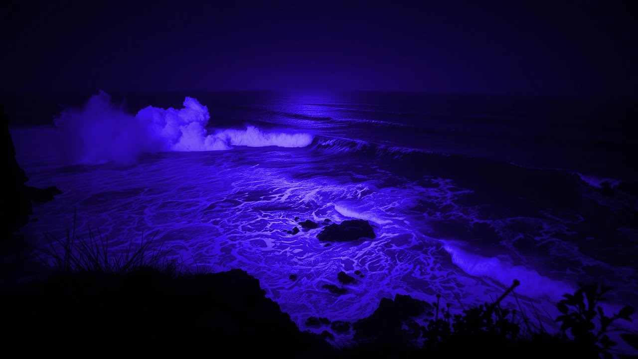 Ocean Waves at Midnight to Quiet Your Thoughts and Fall Asleep Faster 🌙